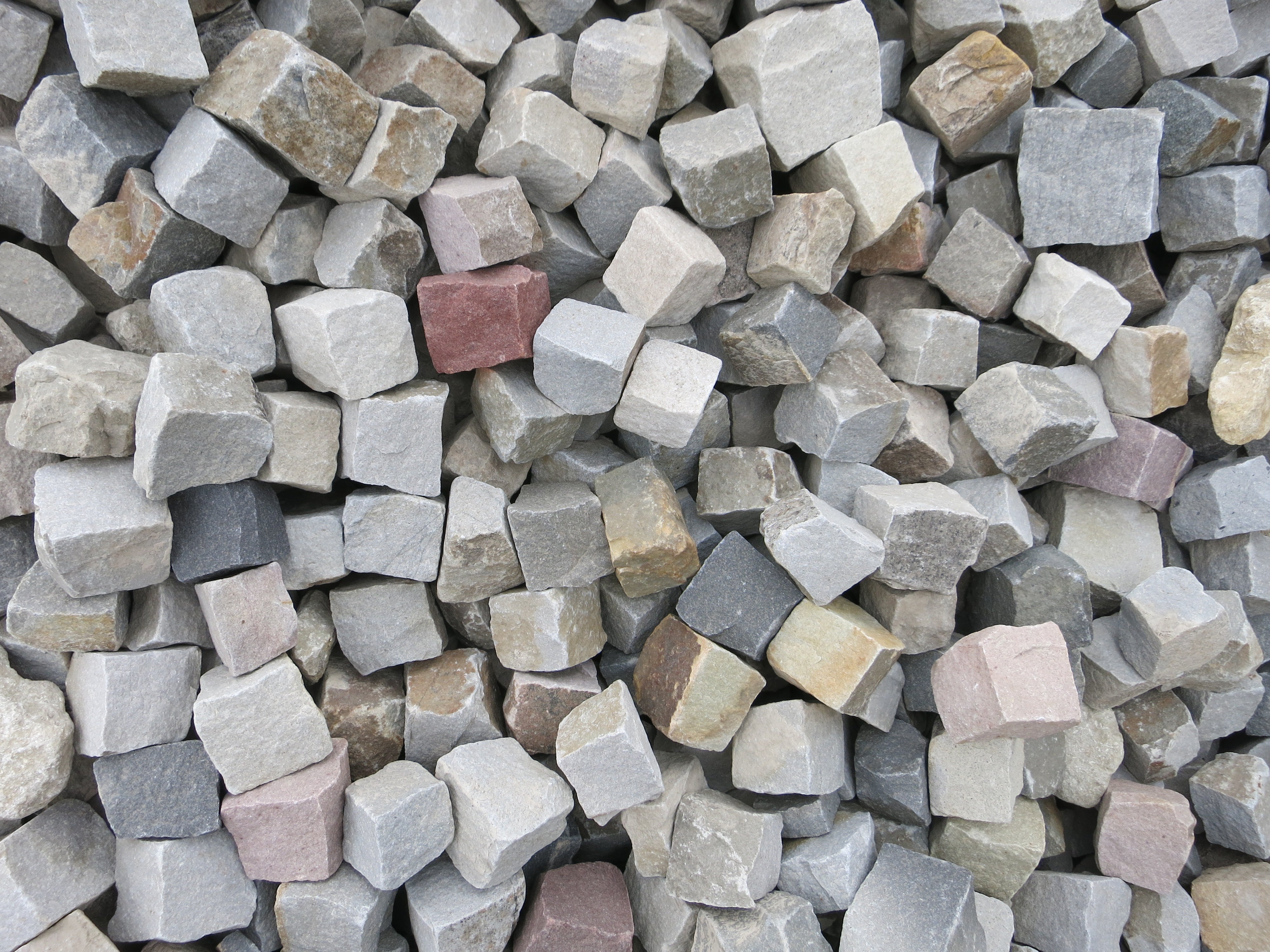 Quarzit Mosaikpflaster 4/6 "Plötzky"